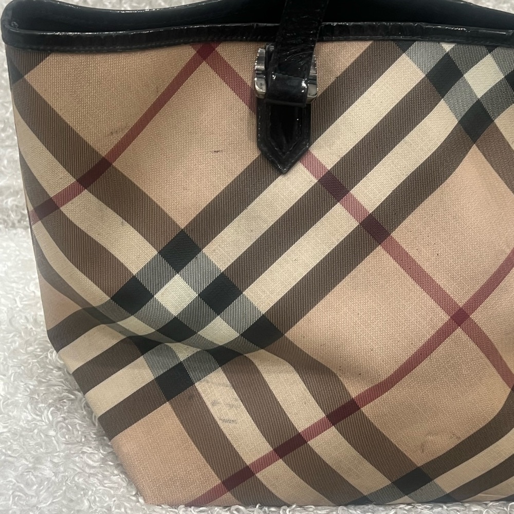 Burberry Nova Check Canvas Coated Tote Bag - Picture 7 of 16